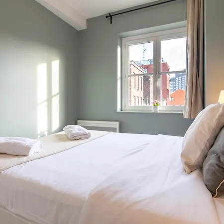 Hypercentre Stations Superb Apartment! Apartment *